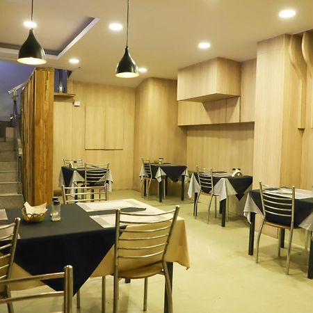 The Grand Hotel Aizawl Luaran gambar