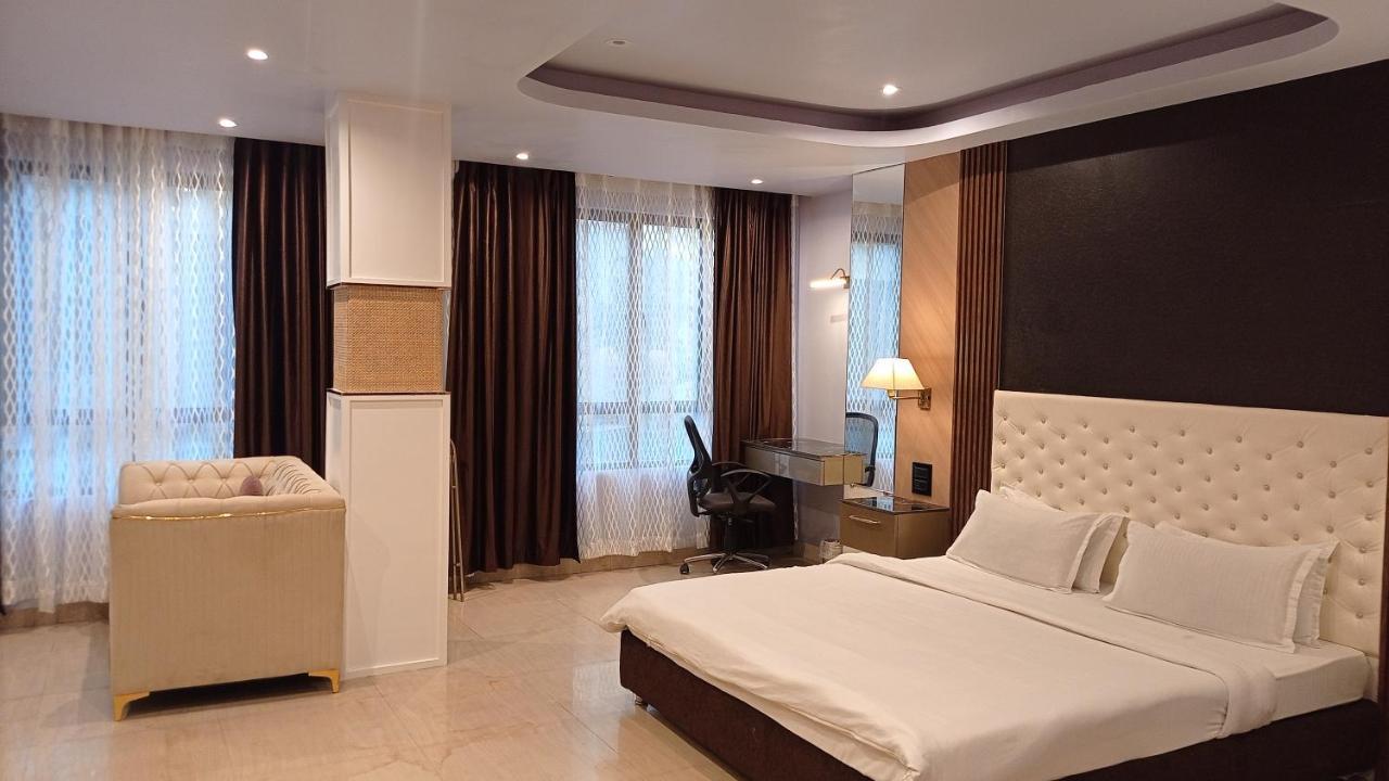 The Grand Hotel Aizawl Luaran gambar
