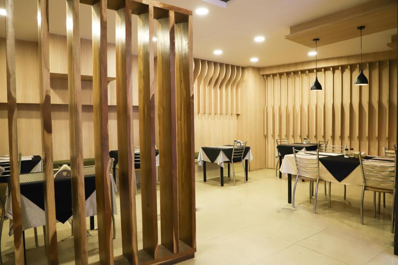 The Grand Hotel Aizawl Luaran gambar