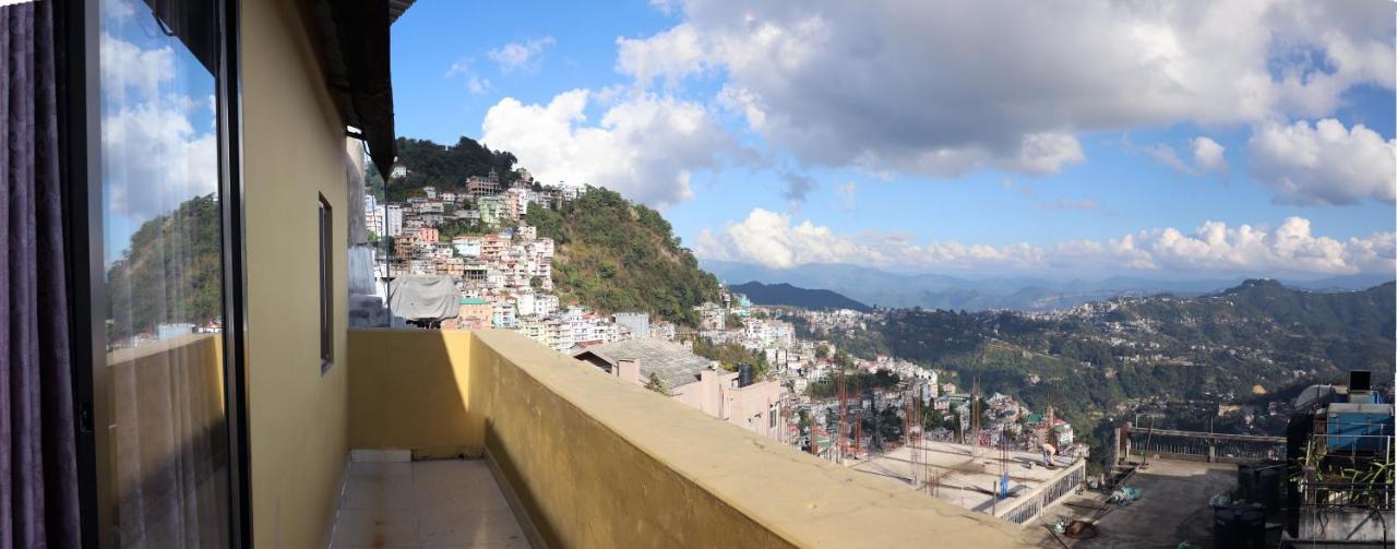 The Grand Hotel Aizawl Luaran gambar
